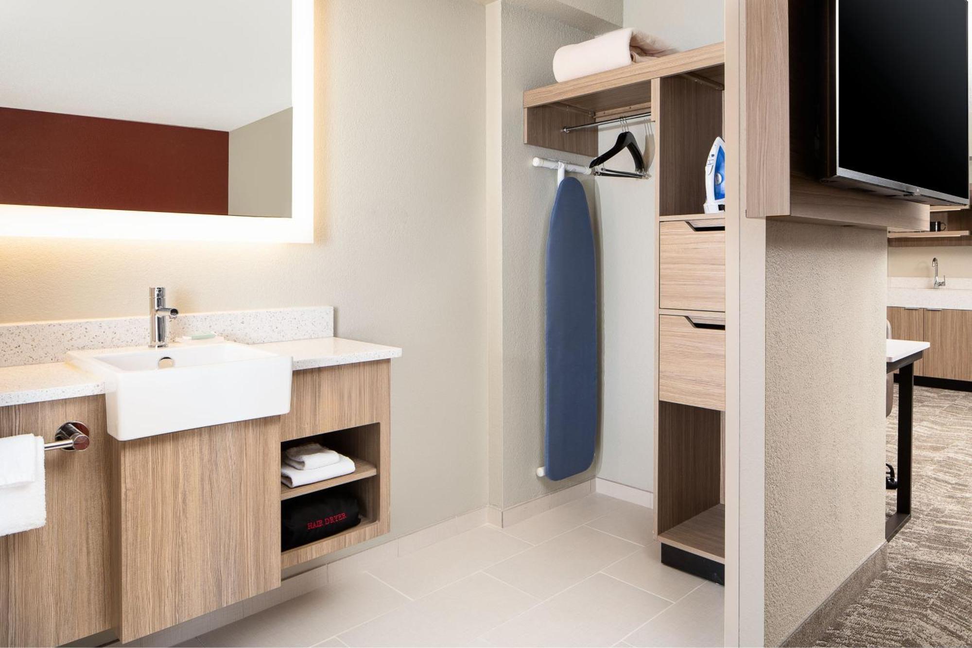 Springhill Suites By Marriott Dallas Downtown / West End Екстер'єр фото