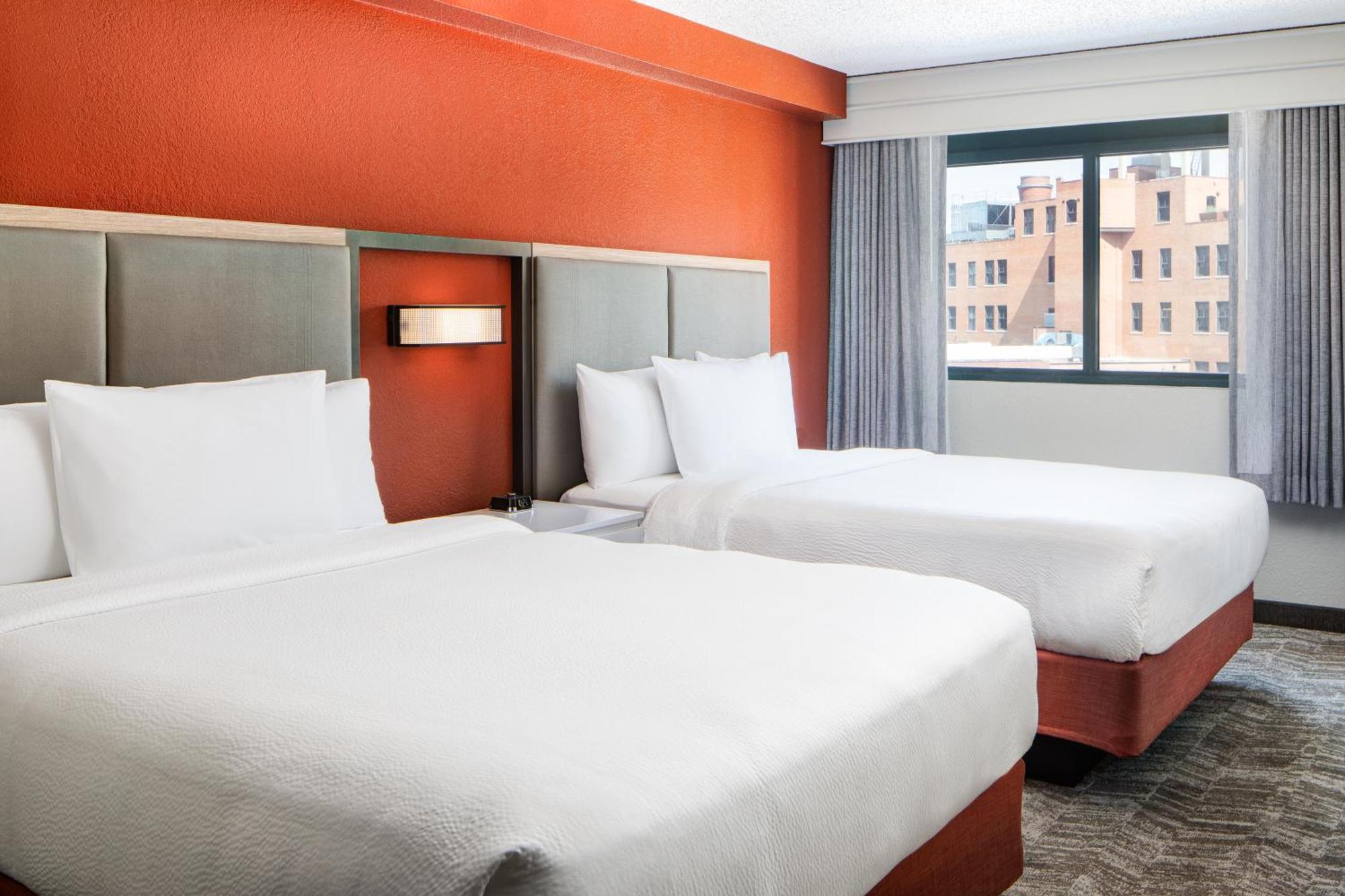 Springhill Suites By Marriott Dallas Downtown / West End Екстер'єр фото