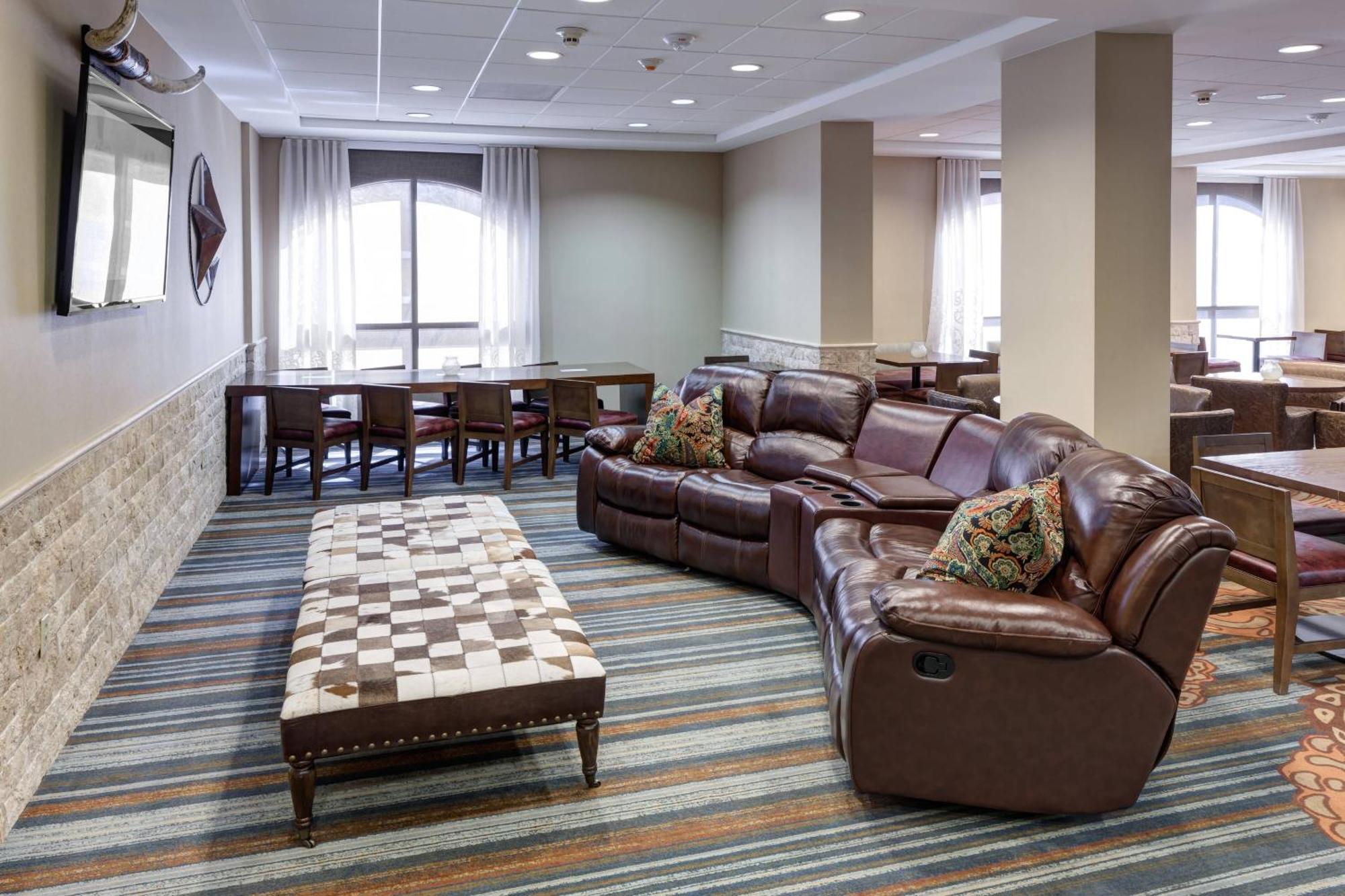 Springhill Suites By Marriott Dallas Downtown / West End Екстер'єр фото