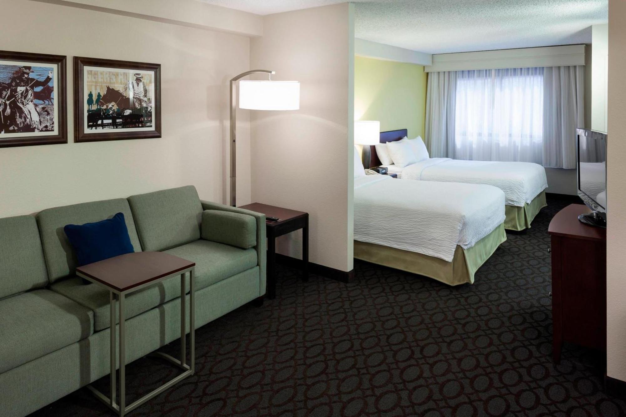 Springhill Suites By Marriott Dallas Downtown / West End Екстер'єр фото