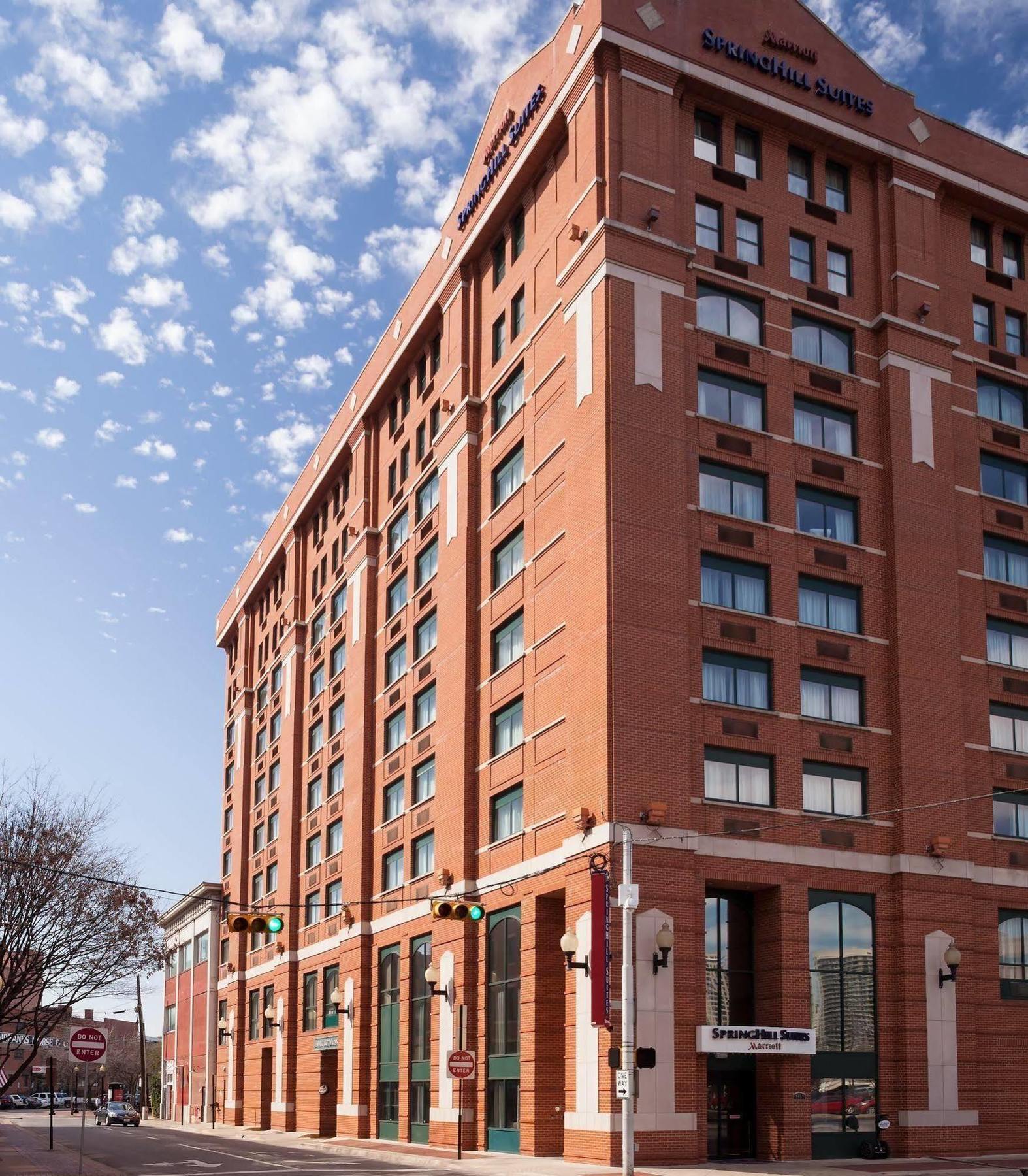 Springhill Suites By Marriott Dallas Downtown / West End Екстер'єр фото